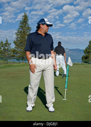 July 13, 2010 - Stateline, Nevada, USA - Former NHL ALL-Star BRETT HULL  plays in the Celeb-Am during the 21st annual American Century Championships  at the Edgewood Tahoe Golf Course. Offering a