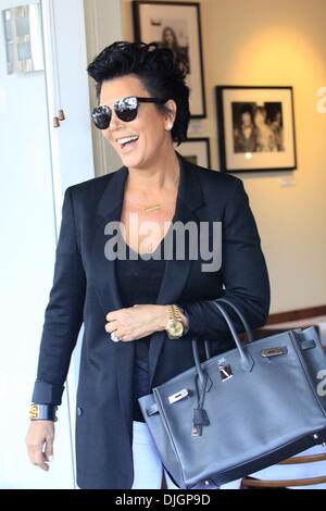 Kris Jenner seen leaving Fred Segal after having lunch with daughter Kim  and boyfriend Kanye West Los Angeles, California - 13.07.12 Stock Photo -  Alamy