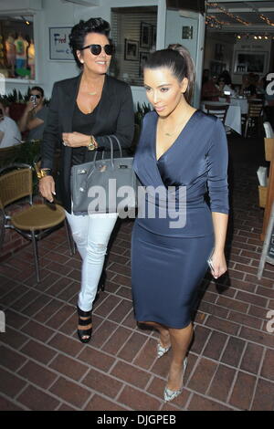 Kris Jenner seen leaving Fred Segal after having lunch with daughter Kim  and boyfriend Kanye West Los Angeles, California - 13.07.12 Stock Photo -  Alamy