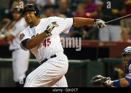 Houston Astros outfielder Carlos Lee catches a fly ball during a Major  League Baseball spring training workout Friday, Feb. 22, 2008 in Kissimmee,  Fla. (AP Photo/David J. Phillip Stock Photo - Alamy