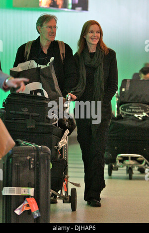 Marcia Cross and husband Tom Mahoney Celebrities seen at LAX airport Los Angeles California - 21.05.12 Stock Photo