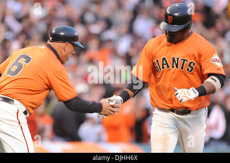 July 30, 2010 - San Francisco, CA, United States of America - 30 July 2010; San Francisco, CA: San Francisco Giants Juan Uribe (5) rounds third base after hitting a home run. The San Francisco Giants won the game 6-5. ..Mandatory Credit: Charles Herskowitz / Southcreek Global (Credit Image: © Southcreek Global/ZUMApress.com) Stock Photo