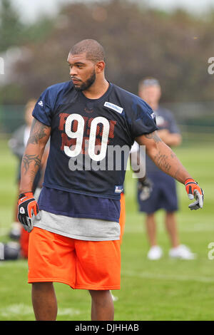 New Bears defensive end Julius Peppers (#90) during the first day of the  Chicago Bears training camp at Olivet Nazarene University in Bourbonnais,  IL. (Credit Image: © Geoffrey Siehr/Southcreek Global/ZUMApress.com Stock  Photo 