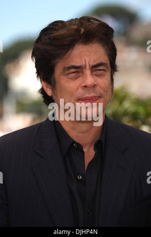 Benicio Del Toro Photocall for '7 Dias En La Habana' (7 Days in Havana) during 65th annual Cannes Film Festival Cannes France - Stock Photo