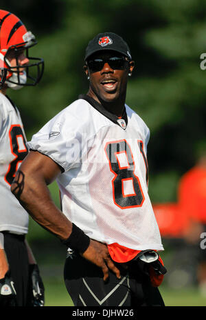 Cincinnati Bengals wide receiver Chad Ochocinco (85) during a time out in  the Bengals practice from Georgetown College in Georgetown Ky. (Credit  Image: © Wayne Litmer/Southcreek Global/ZUMApress.com Stock Photo - Alamy