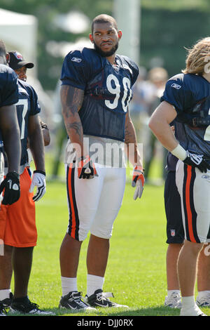 October 10, 2010; Chicago Bears defensive end Julius Peppers (90) at Bank  of America Stadium in Charlotte,NC. Chicago beats the Panthers 23-6..Jim  Dedmon/CSM(Credit Image: © Jim Dedmon/Cal Sport Media/ZUMApress.com Stock  Photo 