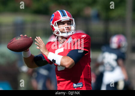 Aug. 06, 2010 - Pittsford, New York, United States of America - August 6, 2010: Buffalo Bills quarterback TRENT EDWARDS  (#5) in action during a training camp session at Saint John Fisher College in Pittsford, New York..Mandatory Credit -Mark Konezny / Southcreek Global (Credit Image: © Southcreek Global/ZUMApress.com) Stock Photo