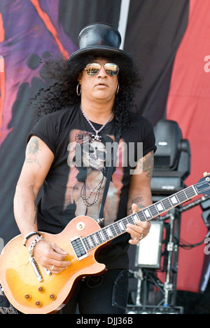 CD • SLASH feat. MYLES KENNEDY • 2012 • APOCALYPTIC HAMMER