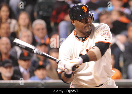 Aug. 09, 2010 - San Francisco, California, United States of America - 9 August, 2010: San Francisco Giants JUAN URIBE (#5) at bat at AT&T Park in San Francisco, California. The San Francisco Giants defeated the Chicago Cubs 4-3...Mandatory Credit: Charles Herskowitz / Southcreek Global (Credit Image: © Southcreek Global/ZUMApress.com) Stock Photo