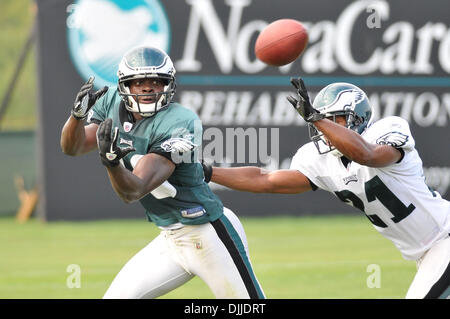 Philadelphia Eagles wide receiver Jeremy Maclin (18) during the second half  of their game against the Washington Redskins at FedEx Field in Landover,  MD, Sunday, October 16, 2011. Harry E. Walker/MCT/Sipa USA