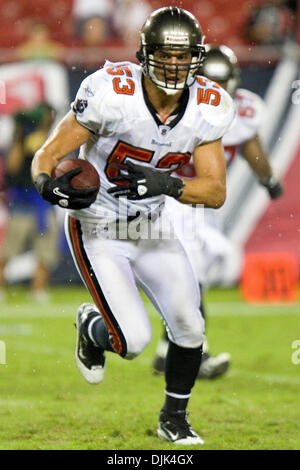 Tampa Bay Buccaneers linebacker Niko Koutouvides (53) works out