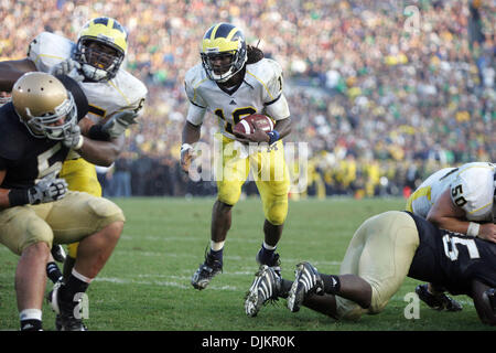 Sept. 11, 2010 - South Bend, in, usa - University of Michigan quarterback Denard Robinson scores late in the fourth quarter Saturday September 11, 2010 to beat Notre Dame 28-24 at Notre Dame Stadium in South Bend, Indiana. (Credit Image: © Jim Z. Rider/ZUMApress.com) Stock Photo