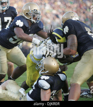 Sept. 11, 2010 - South Bend, in, usa - University of Michigan quarterback Denard Robinson dives in for the winning touchdown late in the fourth quarter against Notre Dame Saturday September 11, 2010 at Notre Dame Stadium in South Bend, Indiana.  Notre Dame linebacker Manti Te'o, right, was not able to make the stop.  Michigan beat Notre Dame 28-24. (Credit Image: © Jim Z. Rider/ZUM Stock Photo