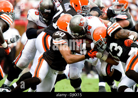 Cleveland Browns linebacker Eric Barton is shown during during warmups  before an NFL football game against the Miami Dolphins, Sunday, Dec. 5,  2010 in Miami. (AP Photo/Wilfredo Lee Stock Photo - Alamy