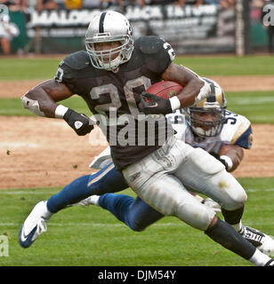 St. Louis Rams linebacker Larry Grant (59) is seen before the start of an  NFL football game between the San Francisco 49ers and the St. Louis Rams  Sunday, Dec. 26, 2010, in