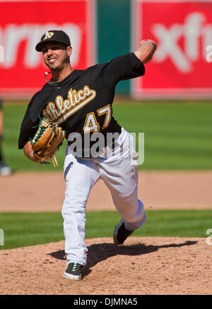 Oakland Athletics starting pitcher Gio Gonzalez throws during the first ...