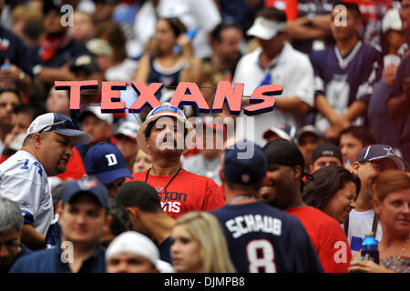 NO FILM, NO VIDEO, NO TV, NO DOCUMENTARY - Dallas Cowboys Marion Barber and  Tashard Choice celebrate Barber's second-quarter touchdown against the  Houston Texans at Reliant Stadium in Houston, TX, USA on