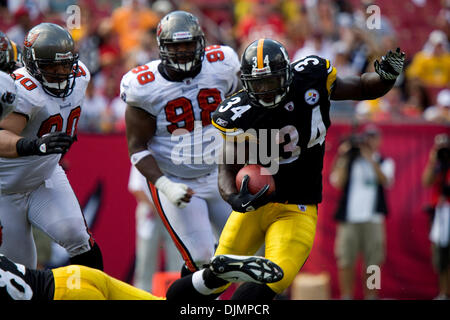 Sep. 26, 2010 - Tampa, Florida, United States of America - Pittsburgh Steelers running back Rashard Mendenhall (34) rushes against the Tampa Bay Buccaneers.The Tampa Buccaneers fall to the Pittsburgh Steelers 38-13 at Raymond James Stadium in Tampa, Florida. (Credit Image: © Anthony Smith/Southcreek Global/ZUMApress.com) Stock Photo
