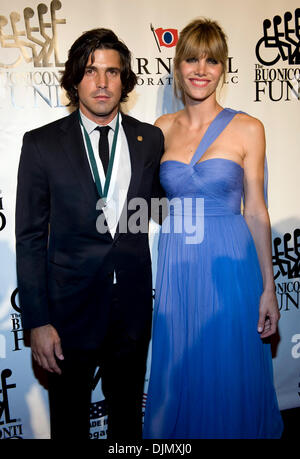 Sept. 27, 2010 - New York, NY, USA - IGNACIO ''NACHO'' FIGUERAS and DELPHINE FIGUERAS at the 25th Annual Great Sports Lends Dinner, which benefits the Buoniconti Fund to Cure Paralysis, at the Waldorf Astoria Hotel.  This year's honorees are Willie Mays, Bill Russell, Michael Irvin, Dan Marino, Annika Sorenstam, Brian Leetch, Ignacio ''Nacho'' Figueras, Laird Hamilton and Calvin Bo Stock Photo