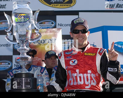 Mar 08, 2008 - Hampton, Georgia, USA - NASCAR 2008 - MATT KENSETH driver of the #17 Arby's Ford, celebrates in victory lane after winning the Nicorette 300 at Atlanta Motor Speedway on Saturday, March 8, 2008. (Credit Image: © Timothy L. Hale/ZUMA Press) Stock Photo