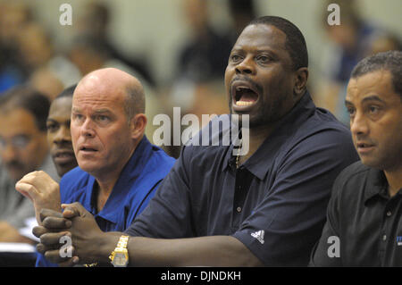 Jul 09, 2008 - Orlando, Florida, USA - Orlando Magic assistant head coach, and retired Hall of Fame basketball player, PATRICK EWING, second from right, leads their summer league team as acting head coach during a game against the Chicago Bulls summer league team at the RDV Sportsplex in Maitland, Florida, July 9, 2008. (Credit Image: © Phelan Ebanhack/ZUMA Press) Stock Photo