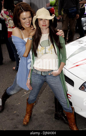 Apr 19, 2008 - Long Beach, California, USA - MISSY PYLE and SHAWNEE SMITH sang the national anthem for the 32nd Annual Toyota Pro/Celebrity Race. Mandatory Credit: Photo by Jonathan Alcorn/ZUMA Press. © Copyright 2008 by Jonathan Alcorn Stock Photo