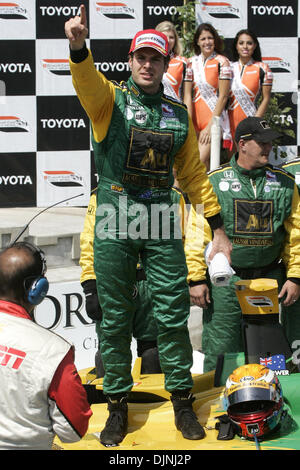 Apr 19, 2008 - Long Beach, California, USA - Australian WILL POWER celebrates after winning the Toyota Grand Prix of Long Beach. Power dominated the race which was the final event sanctioned by the Champ Car World Series. Mandatory Credit: Photo by Jonathan Alcorn/ZUMA Press. Stock Photo