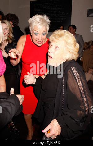 Denise Welch Denise Welch National Tour of Steel Maglias - After Party London England - 15.05.12  Denise Welch Denise Welch Stock Photo