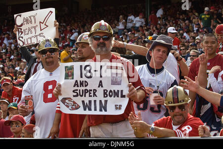 New England Patriots vs. Arizona Cardinals . Fans support on NFL Game.  Silhouette of supporters, big screen with two rivals in background Stock  Photo - Alamy