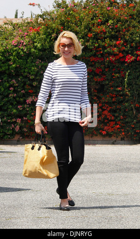 Actress Katherine Heigl seen with mum Nancy Heigl after having lunch at House Cafe Los Angeles California - 04.05.12 Stock Photo