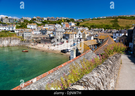 Port Isaac ( Porthysek), a small and picturesque fishing village on the Atlantic Coast of north Cornwall, England, UK, Europe Stock Photo