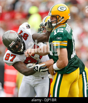 Tampa Bay Buccaneers vs. Green Bay Packers . NFL Game. American Football  League match. Silhouette of professional player celebrate touch down.  Screen Stock Photo - Alamy