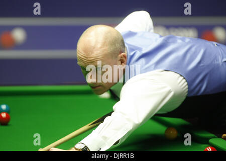 Apr. 20, 2010 - Sheffield, England - SHEFFIELD, ENGLAND - APRIL 20th  : Peter Ebdon of England in action against  Graeme Dott of Scotland, during the 1st Round of the Betfred World Snooker Championships at the Crucible Theater in Sheffield, England. (Credit Image: © Michael Cullen/Southcreek Global/ZUMApress.com) Stock Photo