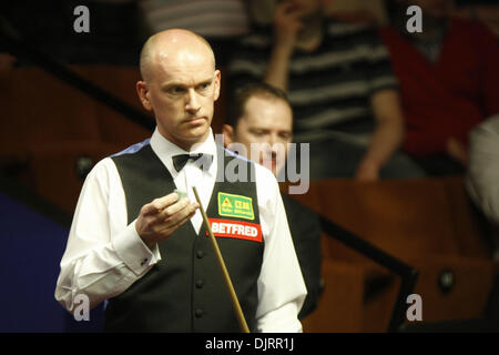 Apr. 20, 2010 - Sheffield, England - SHEFFIELD, ENGLAND - APRIL 20th  : Peter Ebdon of England in action against  Graeme Dott of Scotland, during the 1st Round of the Betfred World Snooker Championships at the Crucible Theater in Sheffield, England. (Credit Image: © Michael Cullen/Southcreek Global/ZUMApress.com) Stock Photo