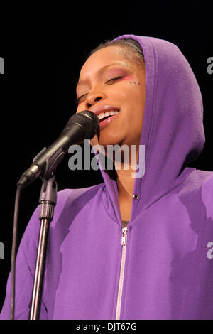 Apr. 08, 2010 - Miami, Florida, U.S - 8 April 2010:  Erykah Badu performs onstage during her  tour to promote her new CD ''New Amerykah Part 2: Return of the Ankh'', at The Waterfront Theatre at The American Airlines Arena in Miami, Florida.Mandatory Credit: Aaron Gilbert / Southcreek Global (Credit Image: © Aaron Gilbert/Southcreek Global/ZUMApress.com) Stock Photo