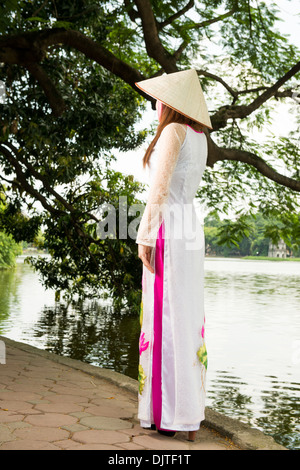 Vietnam traditioanl cloth Ao Dai model, Nhan,20, Hanoi, vietnam Stock Photo