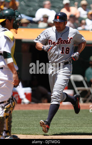 20-MAY-2010: Oakland, CA:   Oakland Athletics Hosts the Detroit Tigers.  Detroit Tigers left fielder Johnny Damon (18) scores a run against the Oakland Athletics.  The Tigers win the game 5-2. (Credit Image: © Dinno Kovic/Southcreek Global/ZUMApress.com) Stock Photo