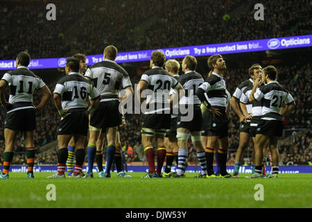 London, UK. 30th November 2013. Barbarians v Fiji centenary match at Twickenham Stadium. Barbarians beat Fiji 43 - 19 to win the Killik Cup. Credit: Elsie Kibue / Alamy Live News Stock Photo