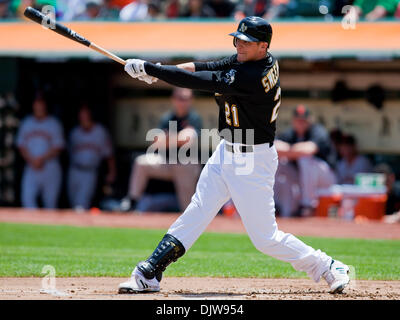 May 22, 2010: Oakland Athletics right fielder Ryan Sweeney (21) in action during the game between the Oakland A's and the San Francisco Giants at the Oakland-Alameda County Coliseum in Oakland CA. The A's defeated the Giants 1-0. (Credit Image: © Damon Tarver/Southcreek Global/ZUMApress.com) Stock Photo