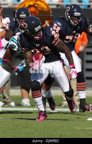 October 10, 2010; Chicago Bears wide receiver Devin Hester (23) runs back a kick off at Bank of America Stadium in Charlotte,NC. Chicago beats the Panthers 23-6..Jim Dedmon/CSM(Credit Image: © Jim Dedmon/Cal Sport Media/ZUMApress.com) Stock Photo