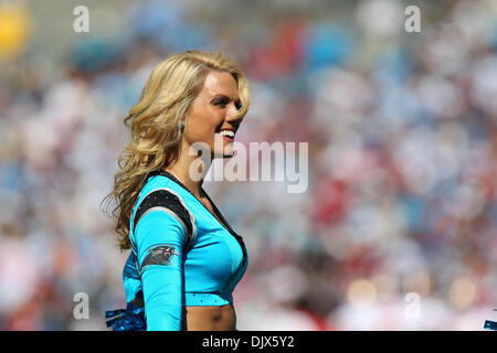 October 10, 2010; Chicago Bears defensive end Julius Peppers (90) at Bank  of America Stadium in Charlotte,NC. Chicago beats the Panthers 23-6..Jim  Dedmon/CSM(Credit Image: © Jim Dedmon/Cal Sport Media/ZUMApress.com Stock  Photo 