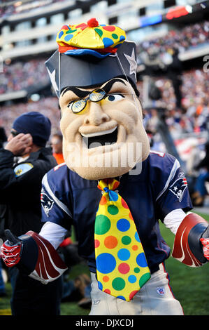 Pat Patriot Mascot for the New England Patriots NFL Football Team at ...