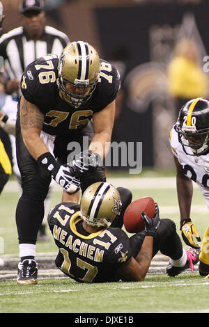 New Orleans Saints center Jonathan Goodwin (76) and New Orleans Saints ...