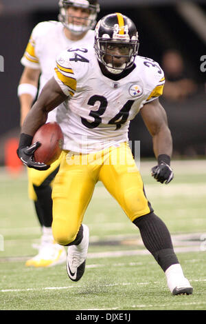 Pittsburgh Steelers running back Rashard Mendenhall (34) warms up before an  NFL football game against the Philadelphia Eagles on Sunday, Oct. 7, 2012  in Pittsburgh. This is the first game of the