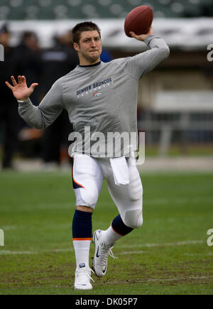 Dec. 19, 2010 - Oakland, California, U.S. - Denver Broncos quarterback TIM TEBOW #15. (Credit Image: © William Mancebo/ZUMAPRESS.com) Stock Photo