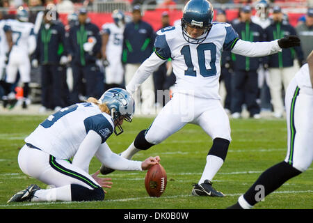 Miami Dolphins kicker Olindo Mare (10) kicks to the New York Jets October  3, 2004 at Pro P{lasyer Stadium in Miami Fl. The New York Jets beat the  Miami Dolphins 17-9. (UPI