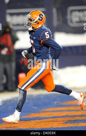 Dec. 30, 2010 - Bronx, New York, United States of America - Syracuse Orange wide receiver Marcus Sales (5) scores the final touchdown for the Orange in the Pinstrip Bowl...Final Score of the New Era Pinstripe Bowl at Yankees Stadium Kansas State Wildcats 34 and Syracuse Orange 36  (Credit Image: © Shane Psaltis/Southcreek Global/ZUMAPRESS.com) Stock Photo