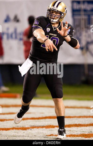 Former Washington Huskies QB Jake Locker retires