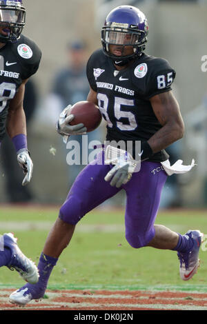 Jan. 1, 2011 - Pasedena, California, U.S - TCU Horned Frogs wide receiver Jeremy Kerley #85 runs with the ball during the 2011 Rose Bowl game of TCU Horned Frogs vs. Wisconsin Badgers at The Rose Bowl in Pasedena, California. TCU went on to defeat Wisconsin with a final score of 21-19. (Credit Image: © Brandon Parry/Southcreek Global/ZUMAPRESS.com) Stock Photo