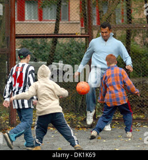 Jan 24, 2011 - St Petersburg, Russia - FILE PHOTO. RUUD GULLIT, a former world and European soccer player of the year, will become coach of soccer club FC Terek Grozny in Russia's Chechnya region, citing comments from the republic's leader R. Kadyrov. The former Chelsea and Newcastle manager Ruud Gullit will coach Terek Grozny on an 18-month contract, the Chechnya based club. PICTU Stock Photo